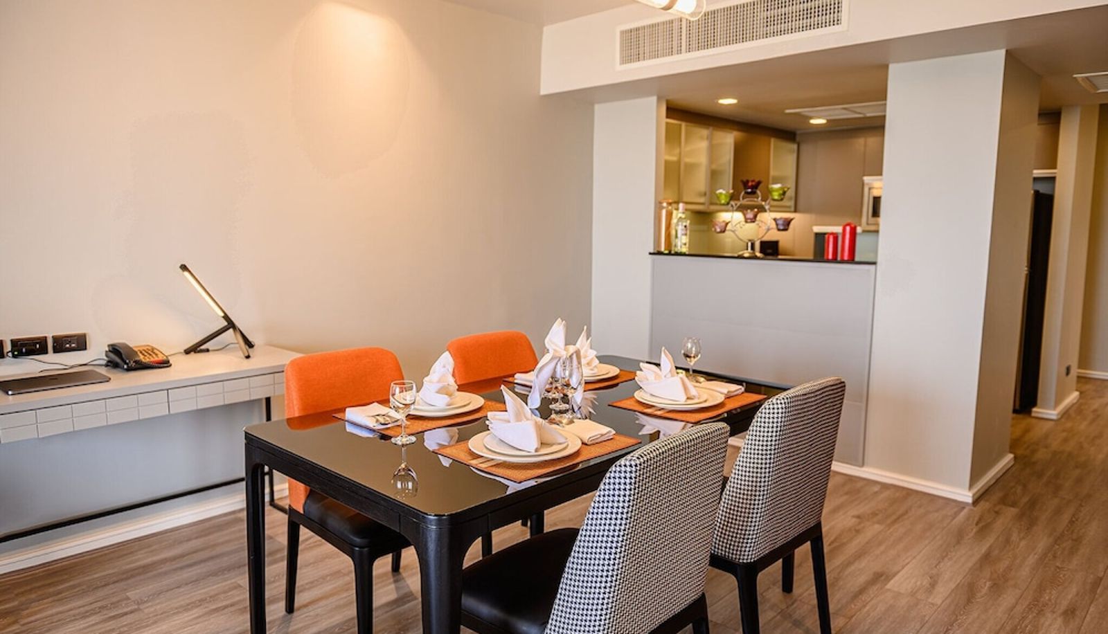 Komfortzimmer (Doppel) - Oakwood Residence Sukhumvit Thonglor Bangkok
