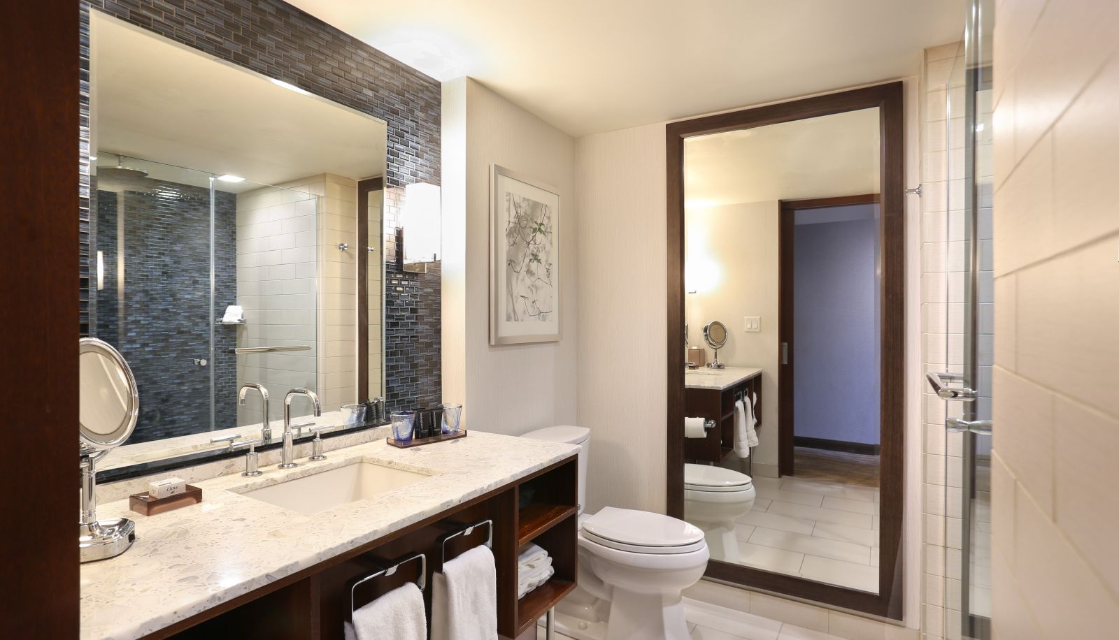 Camera - InterContinental Hotels NEW YORK TIMES SQUARE by IHG