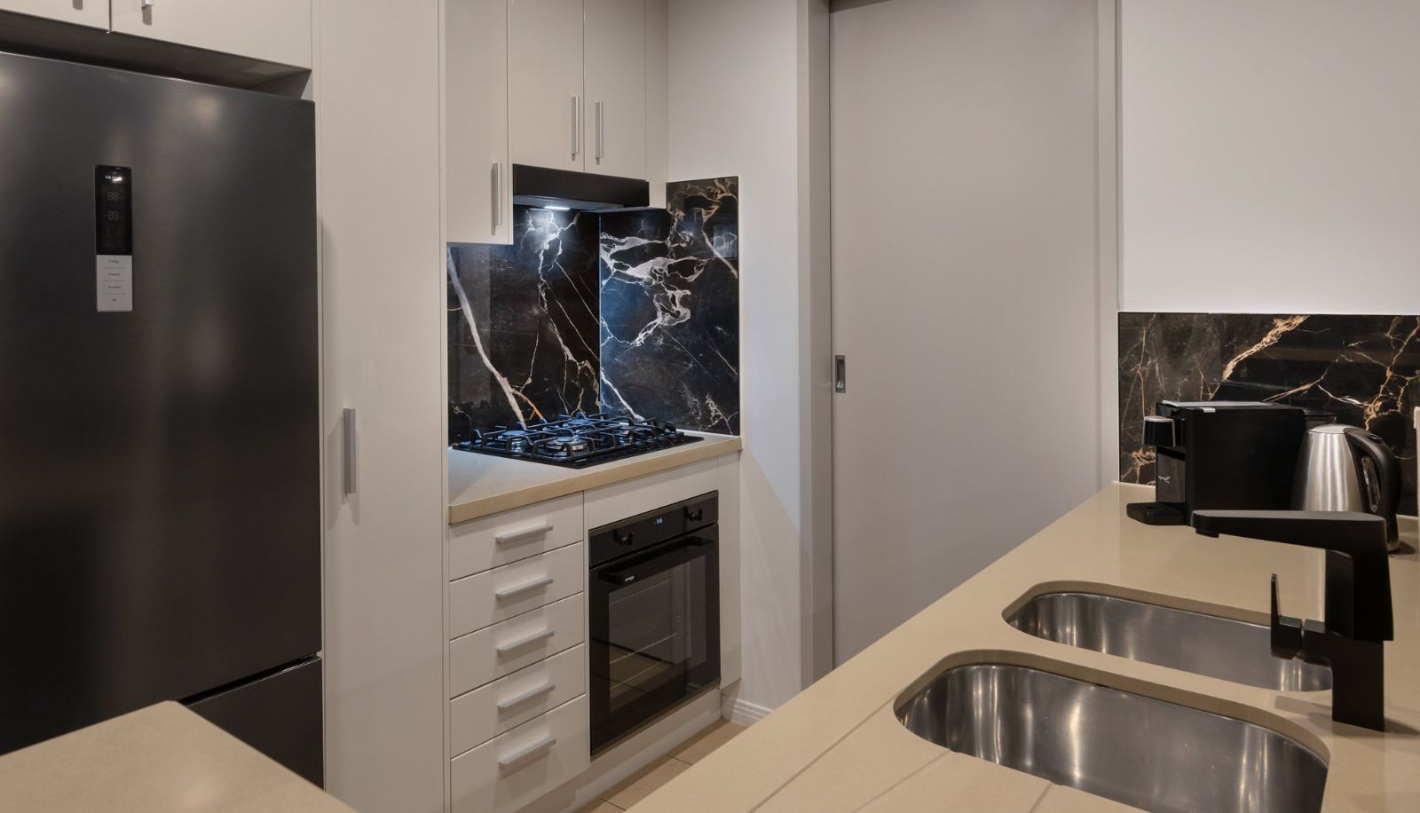 Vista interior - Meriton Suites Broadbeach