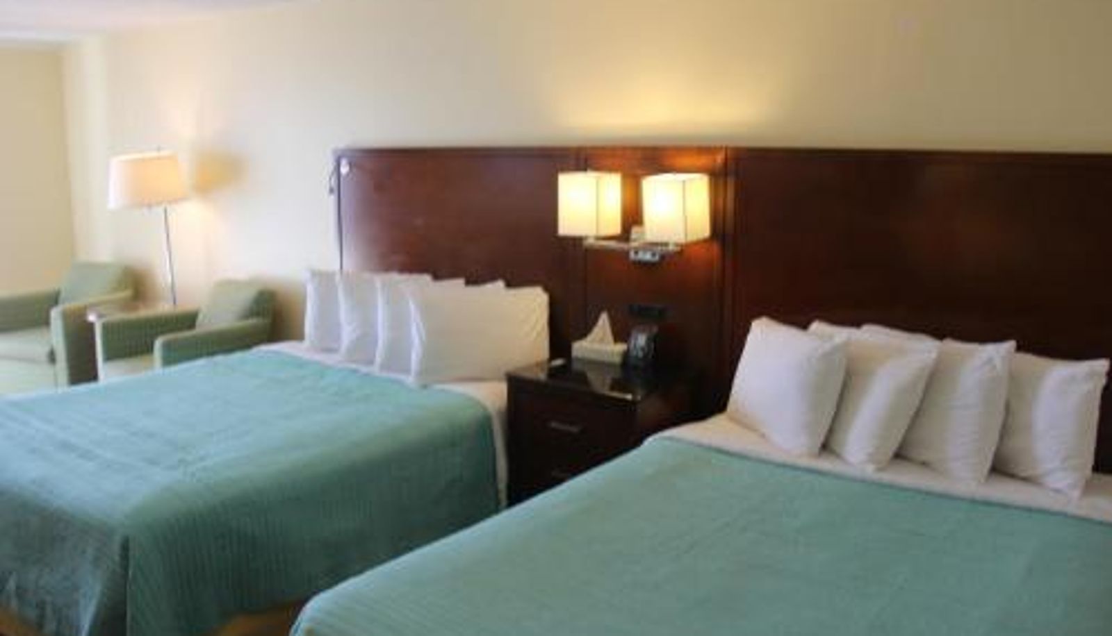 Standard room - Seaside Inn & Suites
