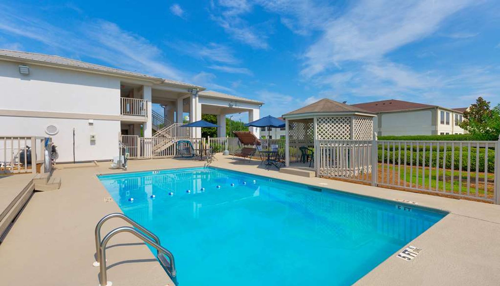 Piscine - GA MOTEL 6 ALBANY
