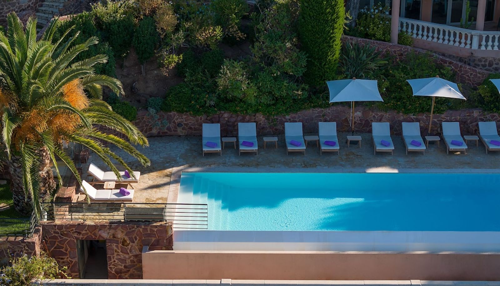 Piscina - Tiara Yaktsa Côte d'Azur