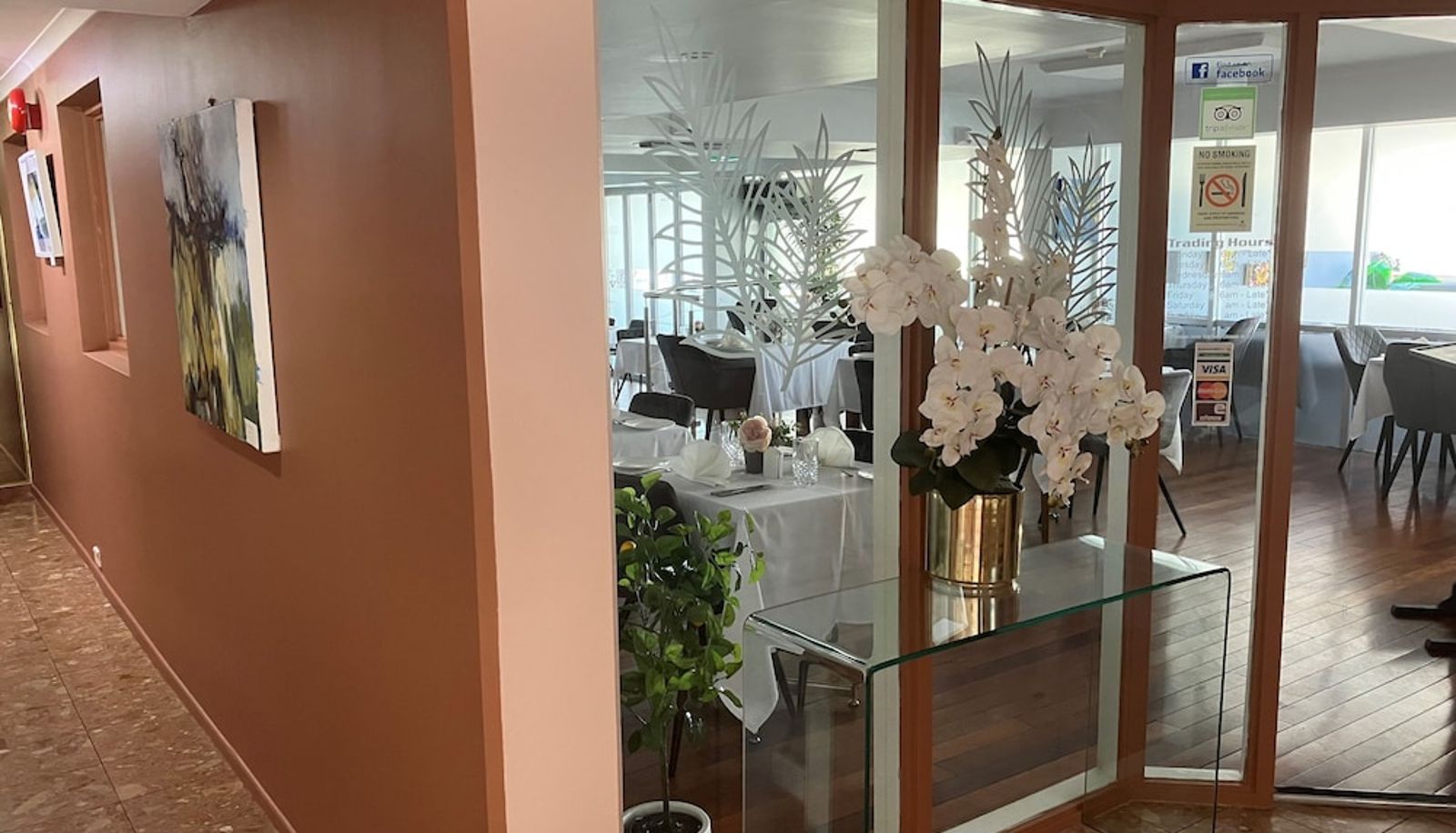 Rezeption - Highpoint International