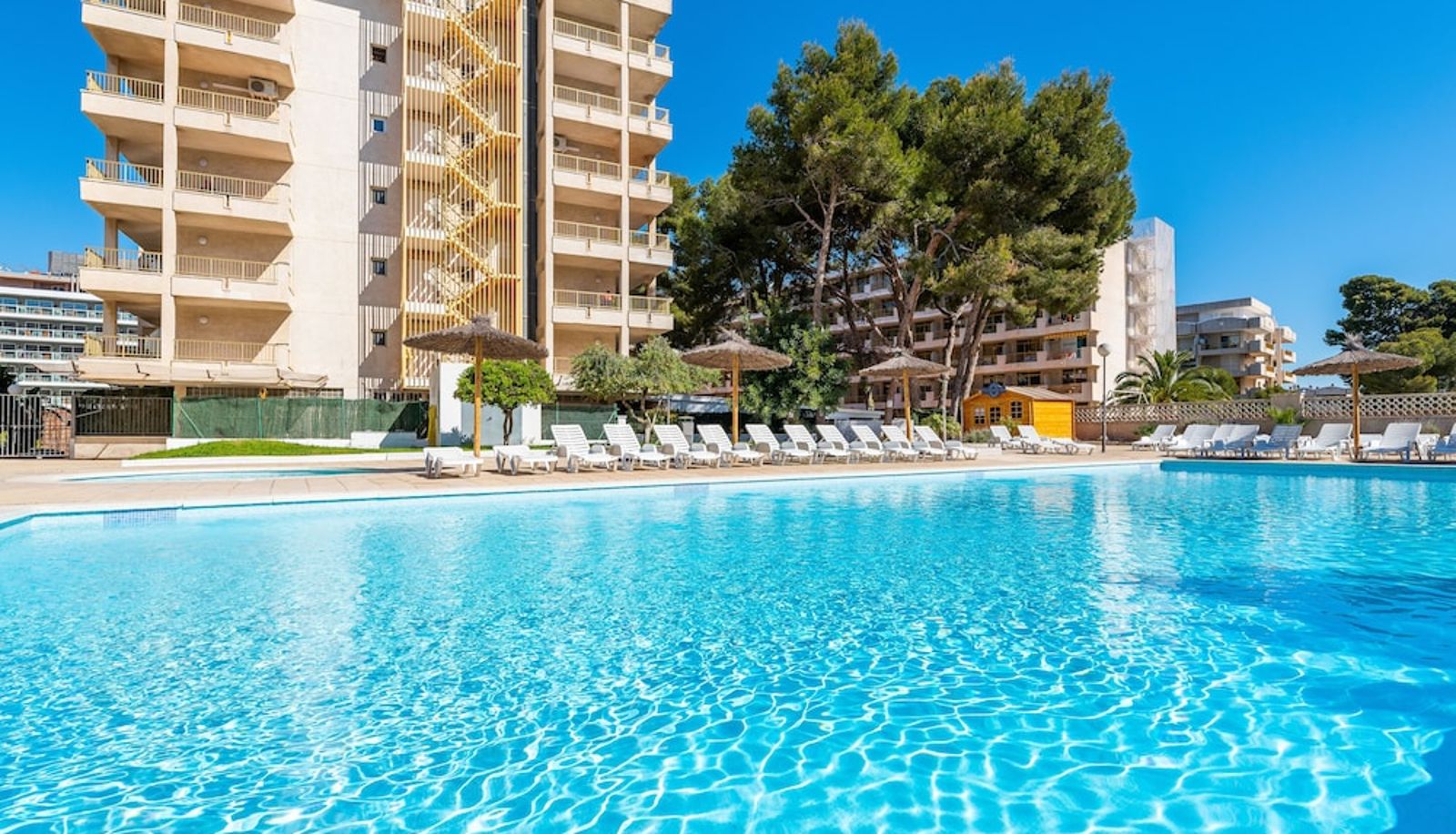 Piscine - Rentalmar Salou Pacific