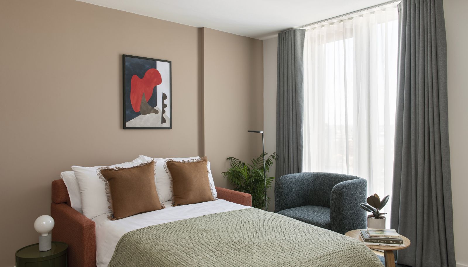 Room - Cove Paradise Street