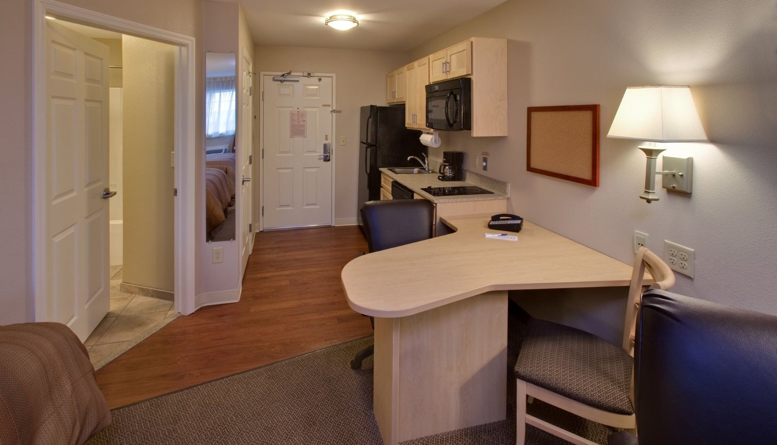 Camera - Candlewood Suites MINOT by IHG
