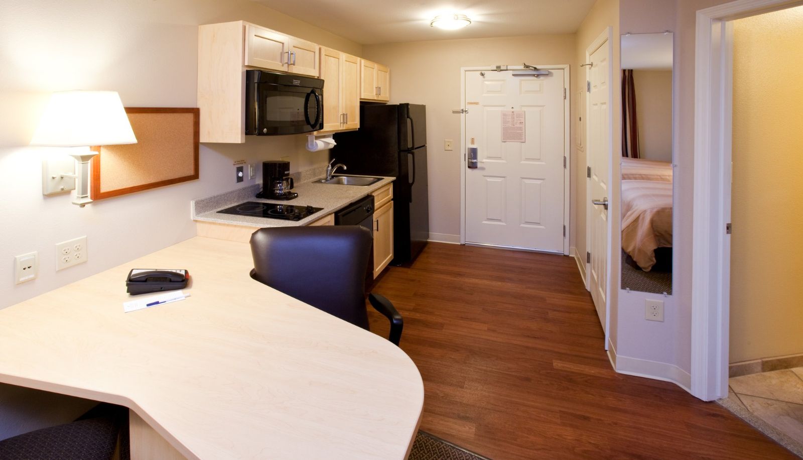 Camera - Candlewood Suites MINOT by IHG