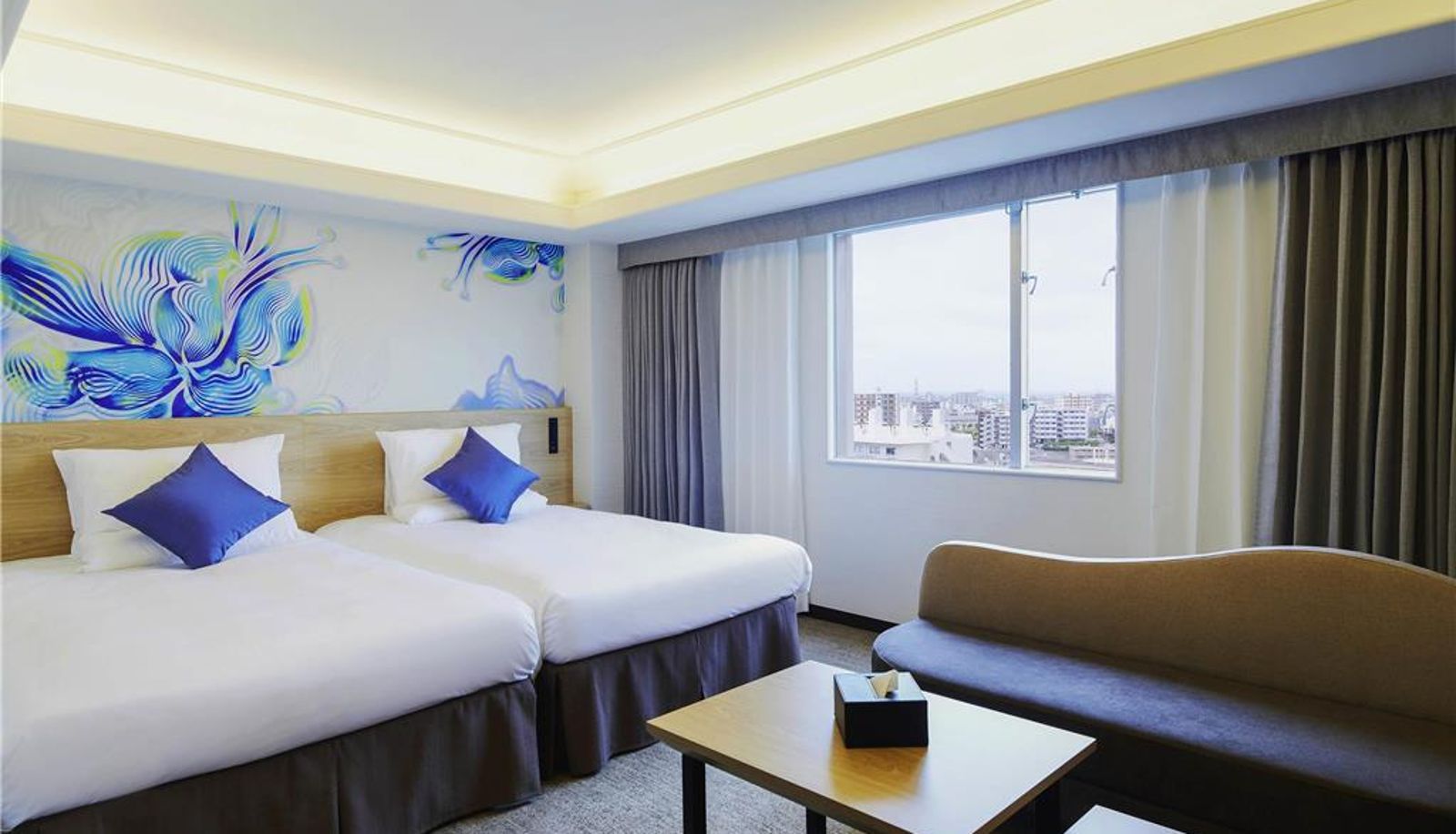 Camera - Novotel Okinawa Naha