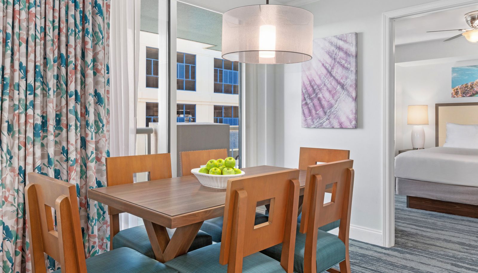 Restaurant - Wyndham Towers on the Grove