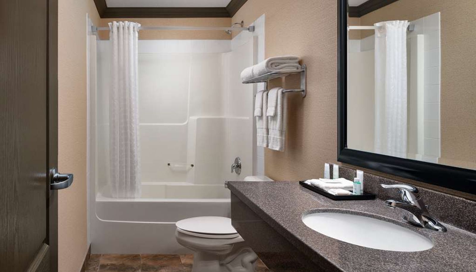 Room - Pomeroy Hotel & Conference Centre Fort St John