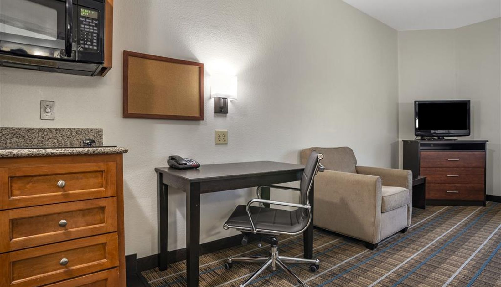 Room - MainStay Suites Denham Springs - Baton Rouge East