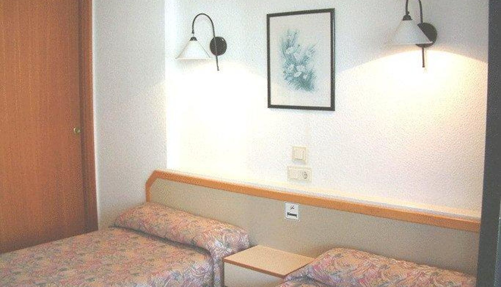 Room - Luxmar Apartamentos