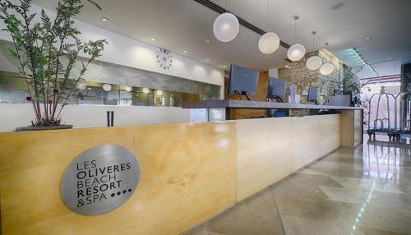 Reception - Ohtels Les Oliveres