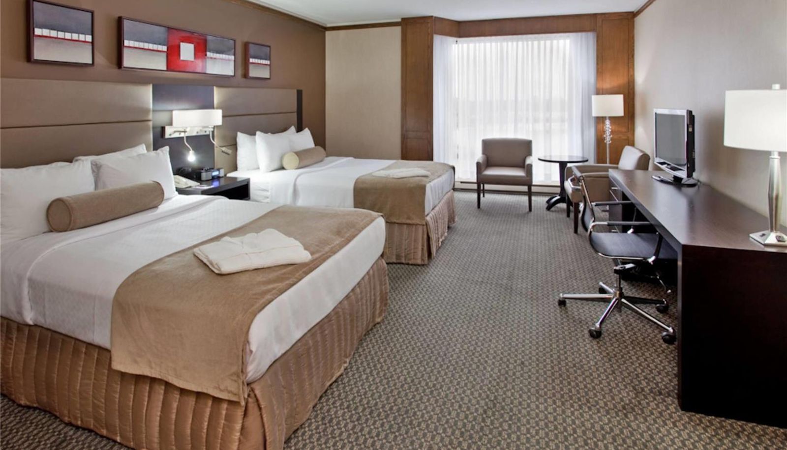 Room - Wyndham Gatineau-Ottawa & Conference Centre