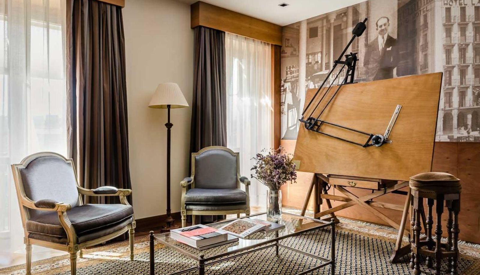Info - GRAN HOTEL LA PERLA