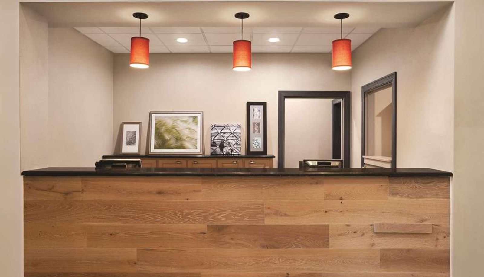 Hall - Country Inn & Suites by Radisson Bowling Green KY