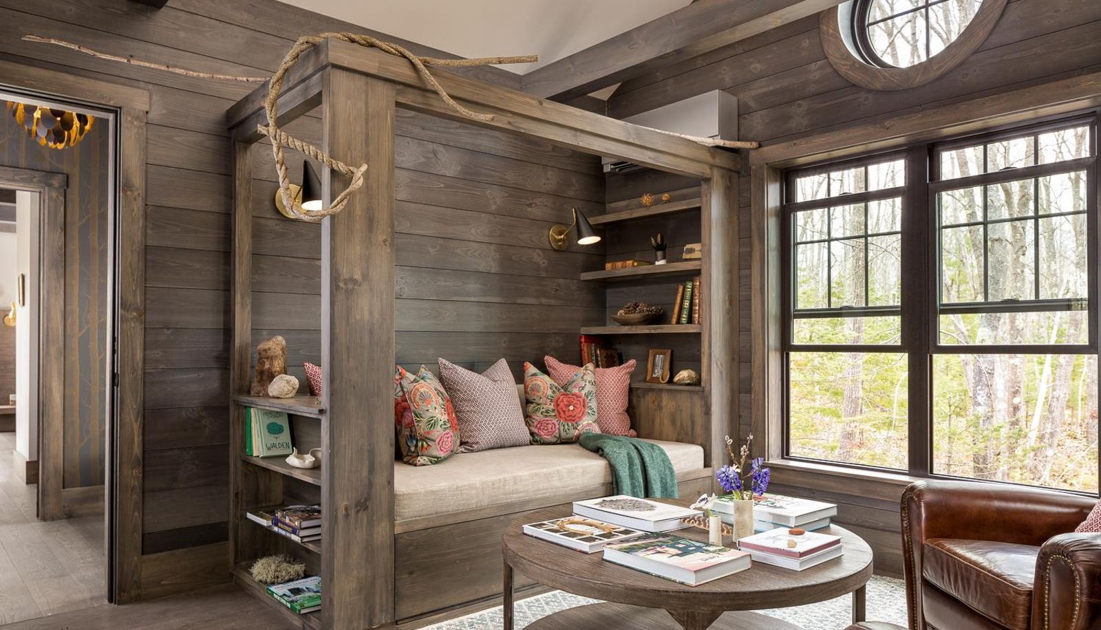 Room - Hidden Pond
