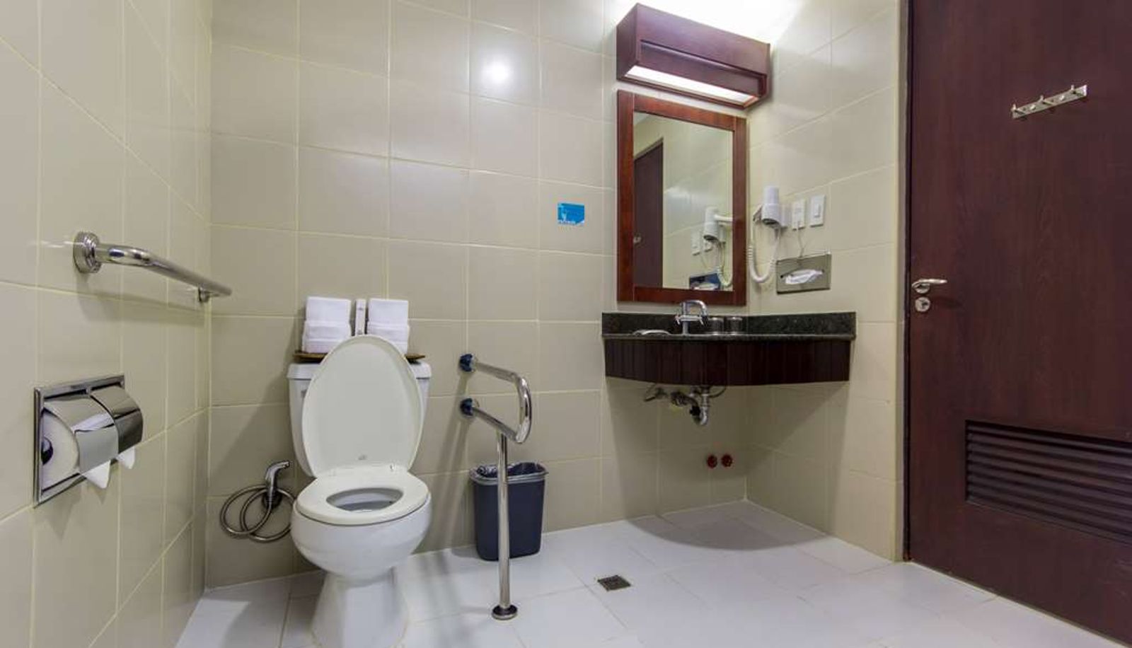 Zimmer - Microtel by Wyndham Mall of Asia