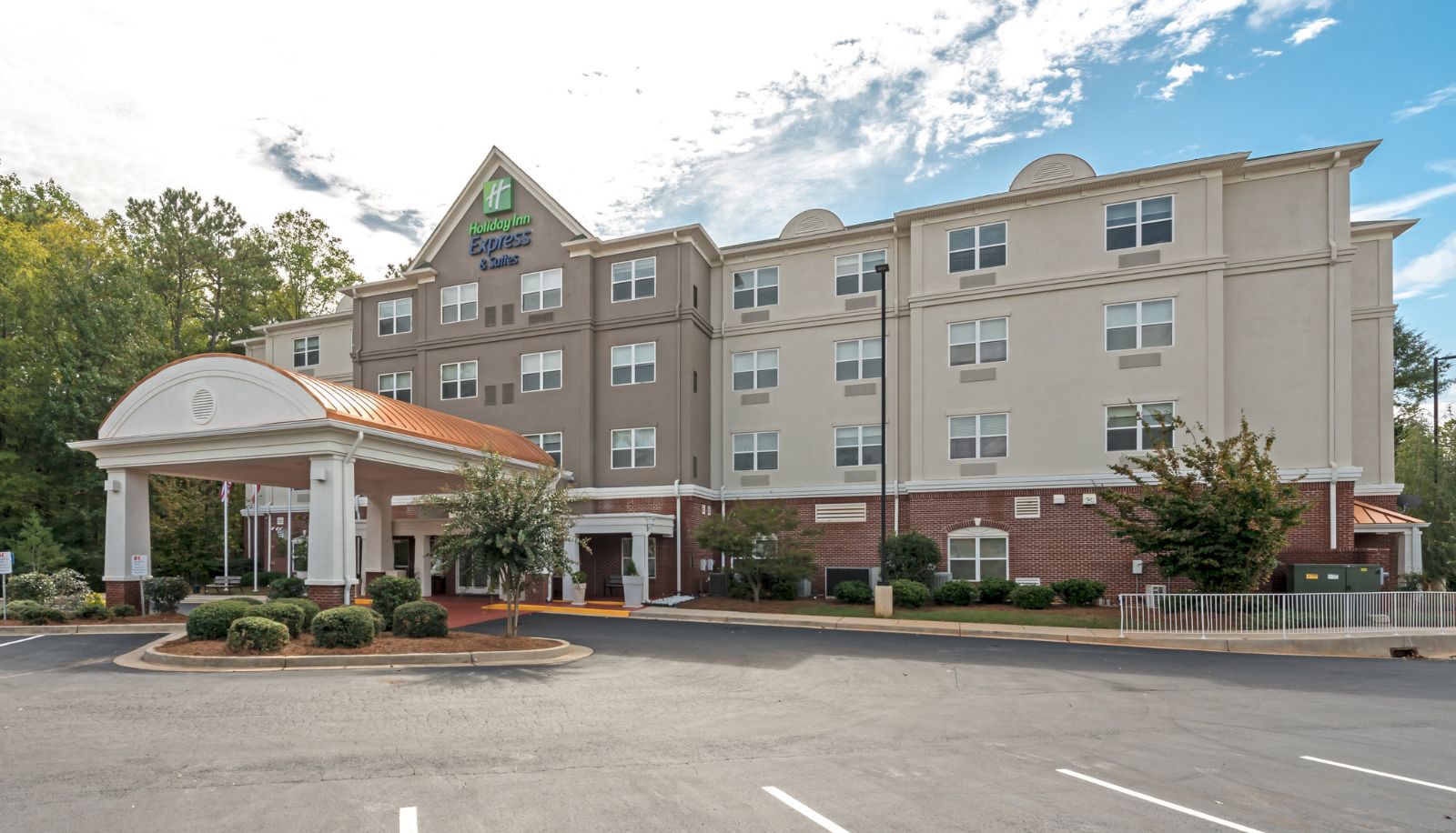 Info - Holiday Inn Express & Suites LAGRANGE by IHG