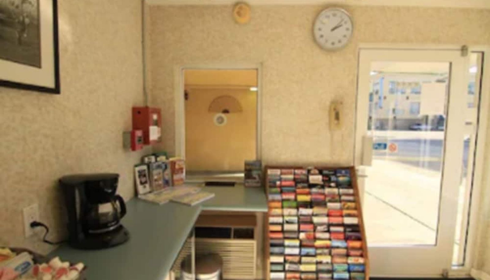 Hall - San Francisco Inn