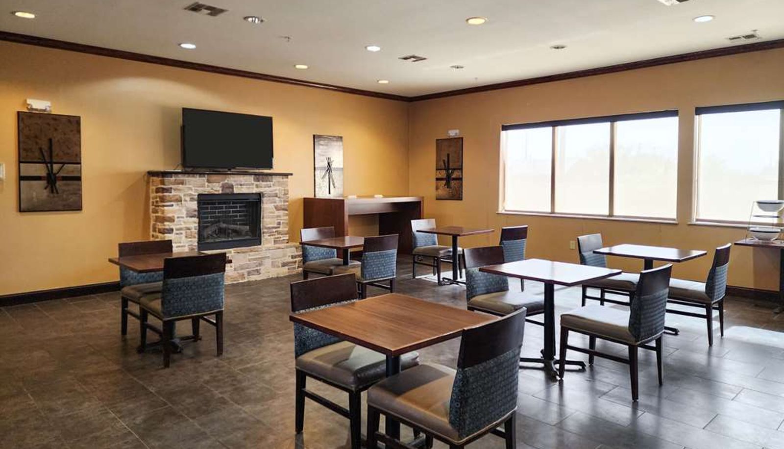 Restaurant - Comfort Inn & Suites Monahans I-20