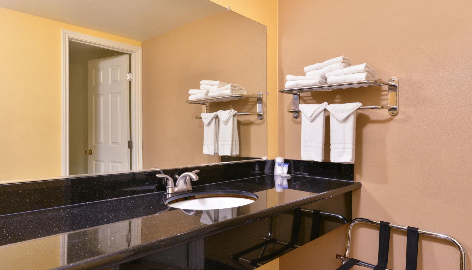 Room - ABVI Sacramento Downtown