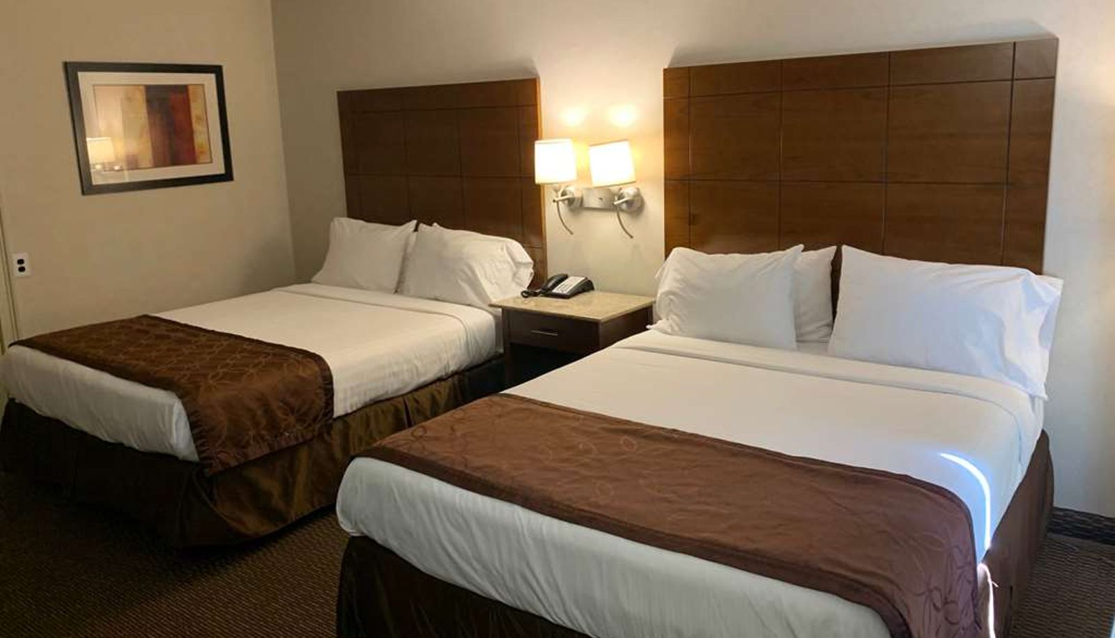 Zimmer - Ramada by Wyndham Rockville Centre