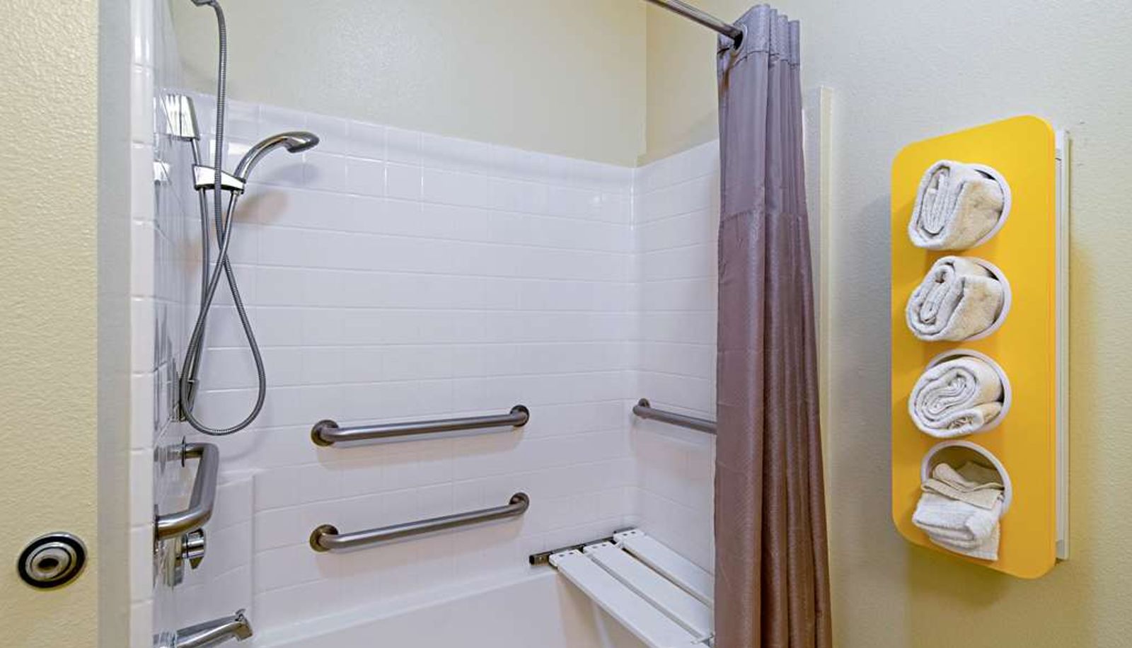 Zimmer - MOTEL 6 RHOME TX