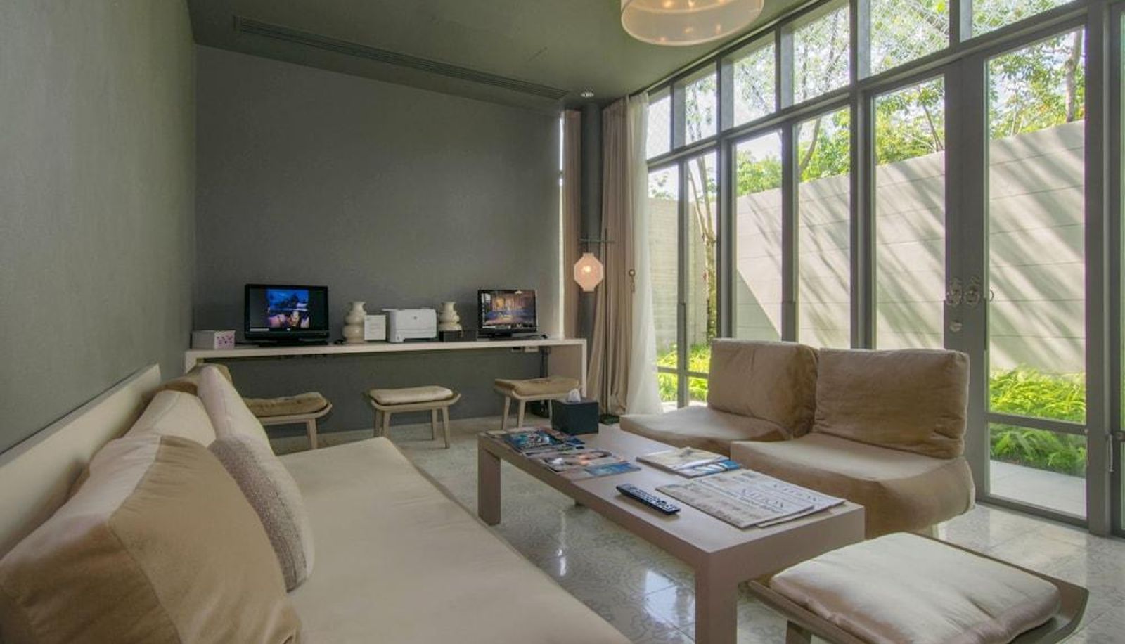 Salle de lecture - SALA Phuket Resort and Spa