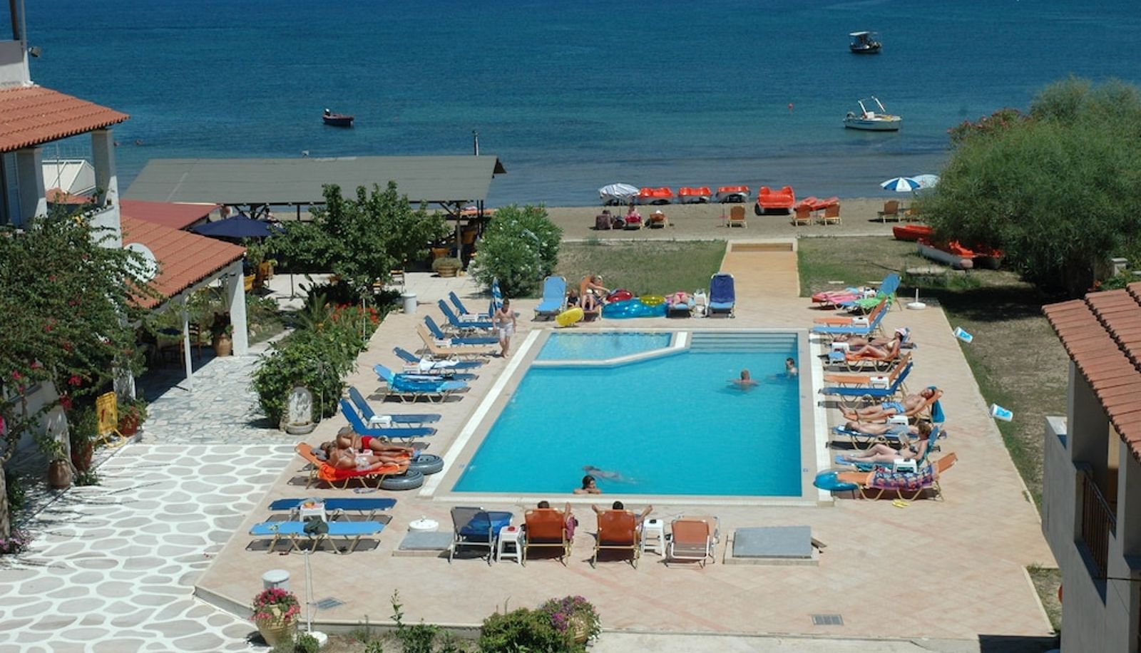 Piscine - Likourgos Beach