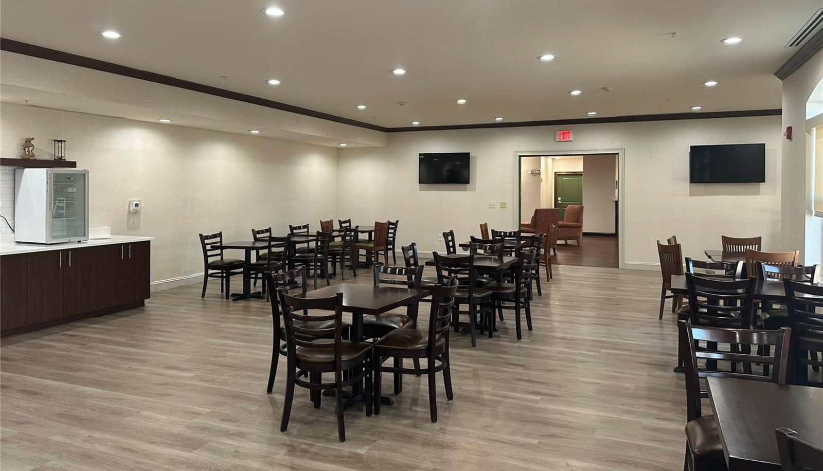 Restaurant - Country Inn and Suites by Radisson Concord Kannapolis NC
