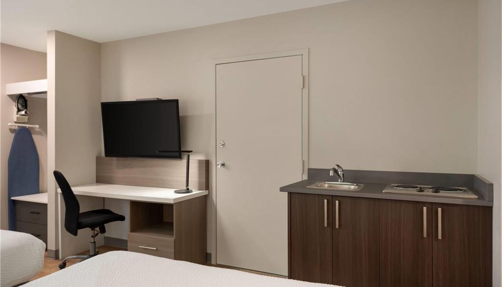 Chambre - Days Inn by Wyndham Kelowna