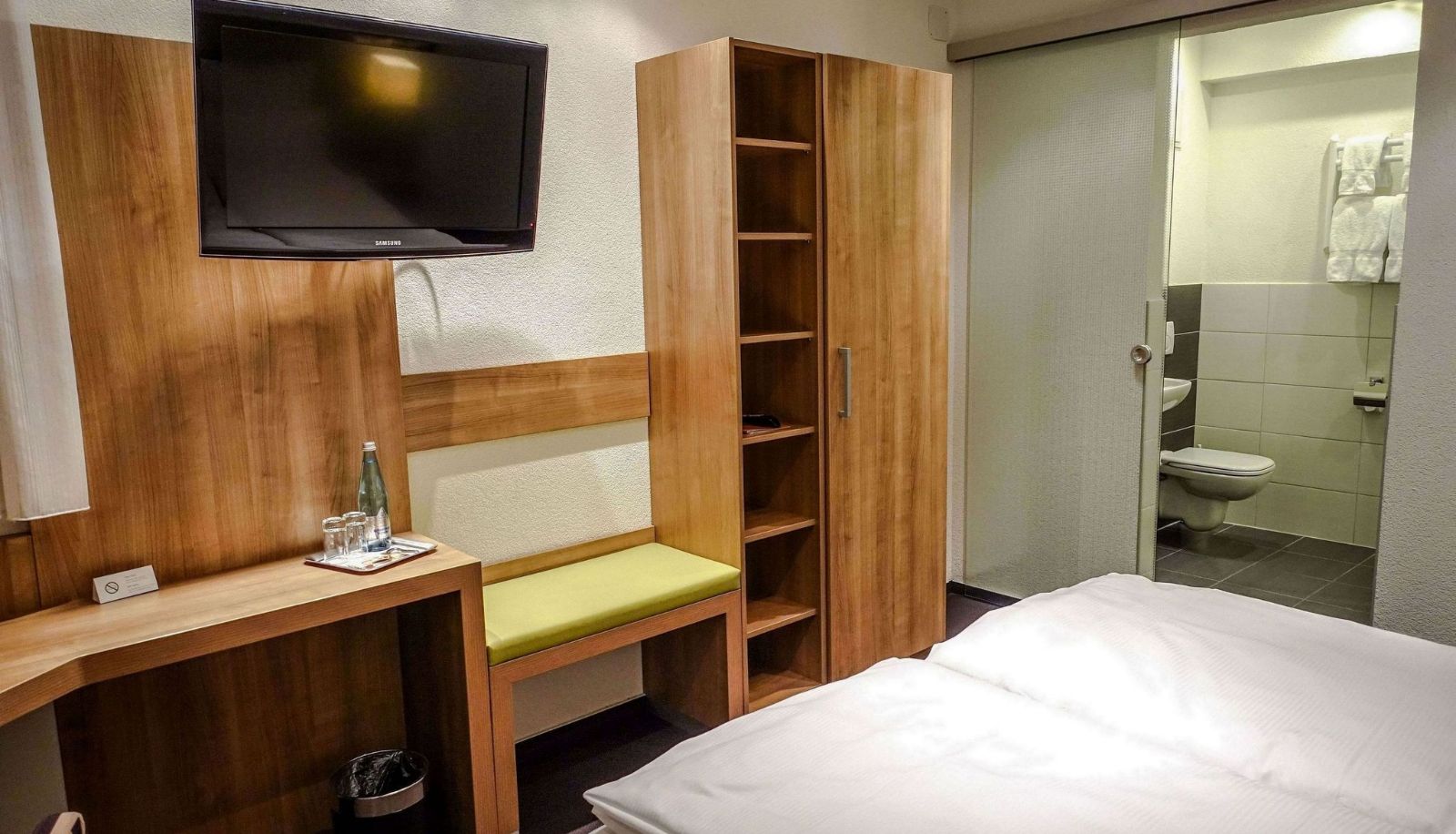 Room - Hotel Go2Bed