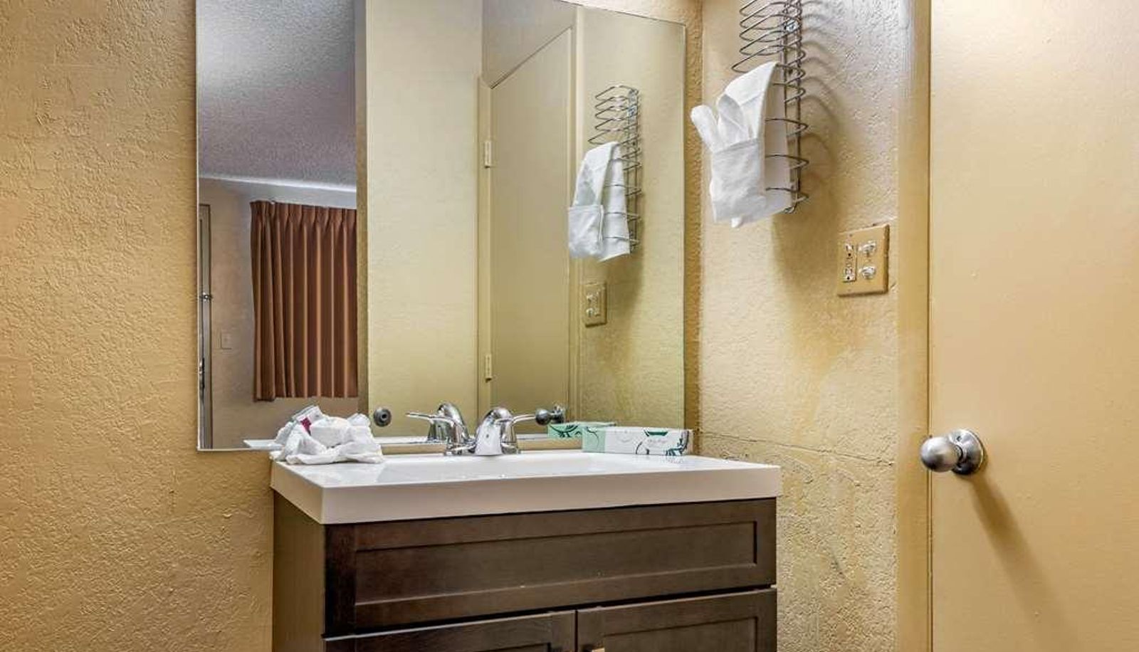 Standardzimmer (Doppel) - Rodeway Inn