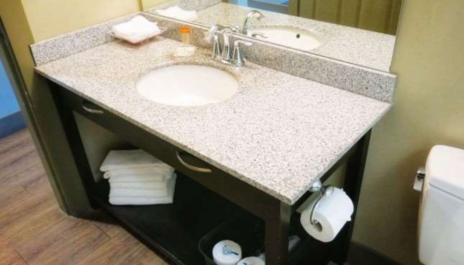 Room - Vedder River Inn
