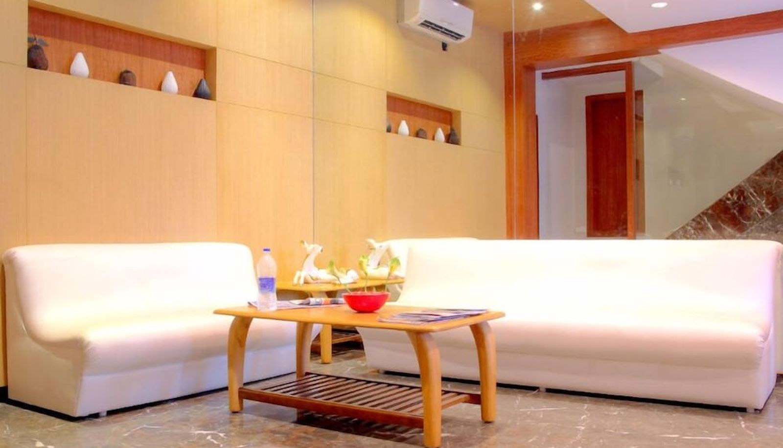 Salón - Galaxy Hotel