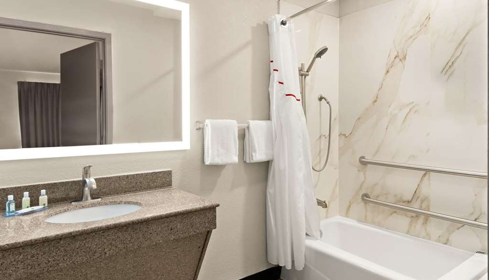 Room - Quality Inn & Suites Weatherford