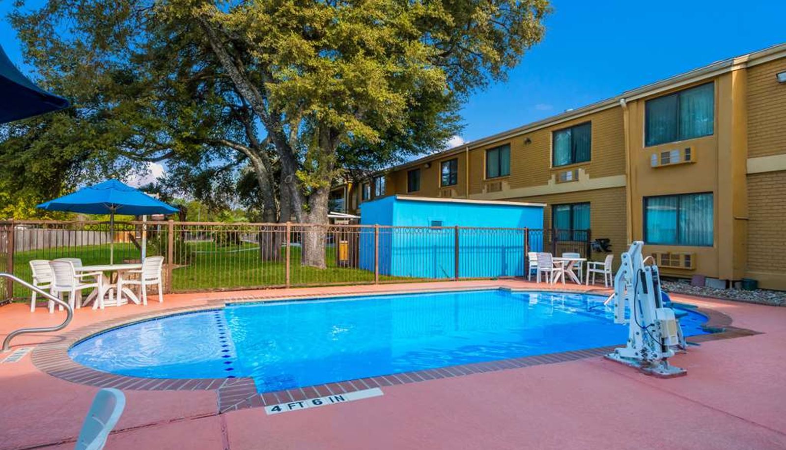 Piscine - SureStay Plus by Best Western San Antonio North