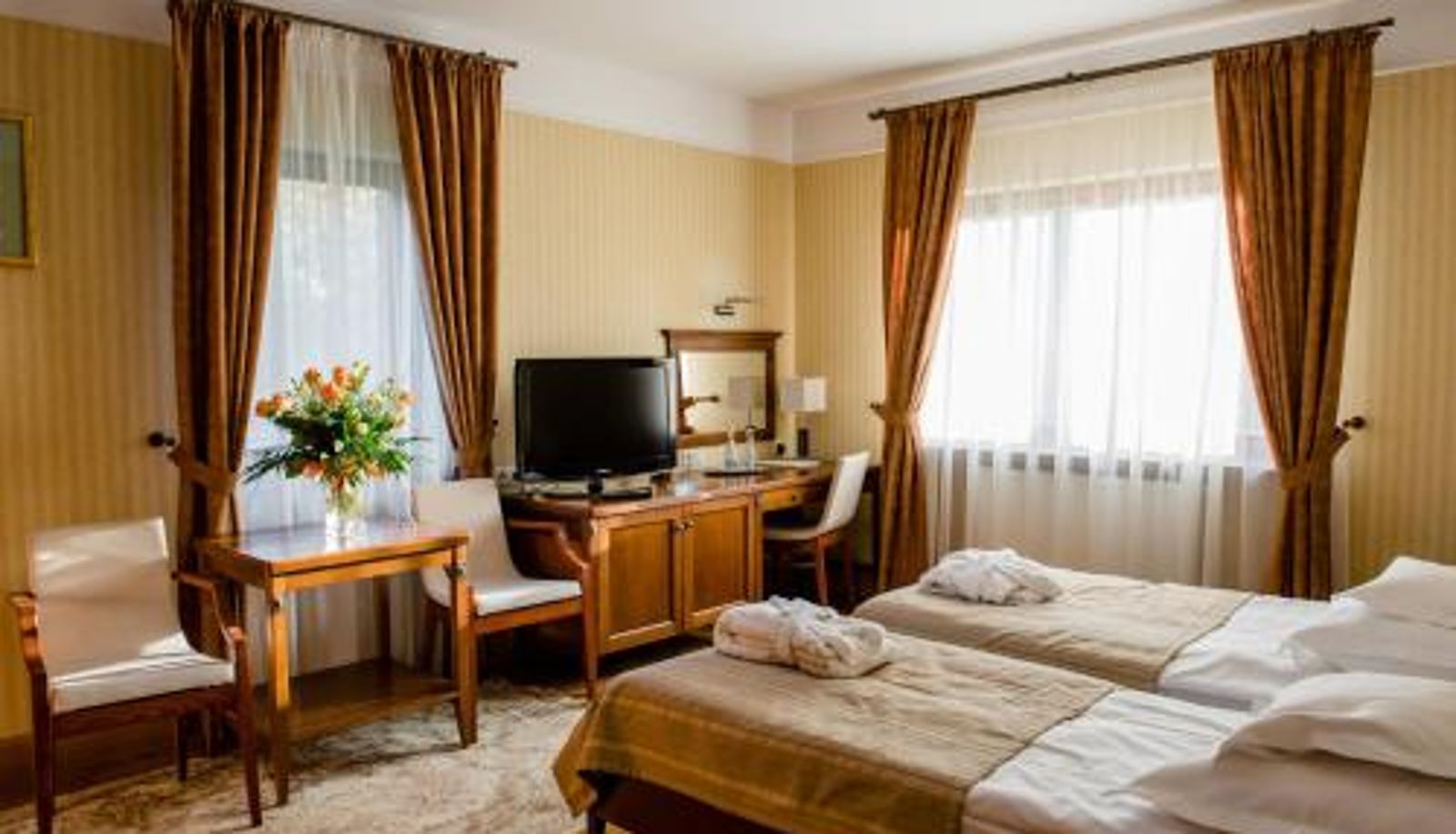 Kamer - Pałac Czarny Las (50 km od Katowic)