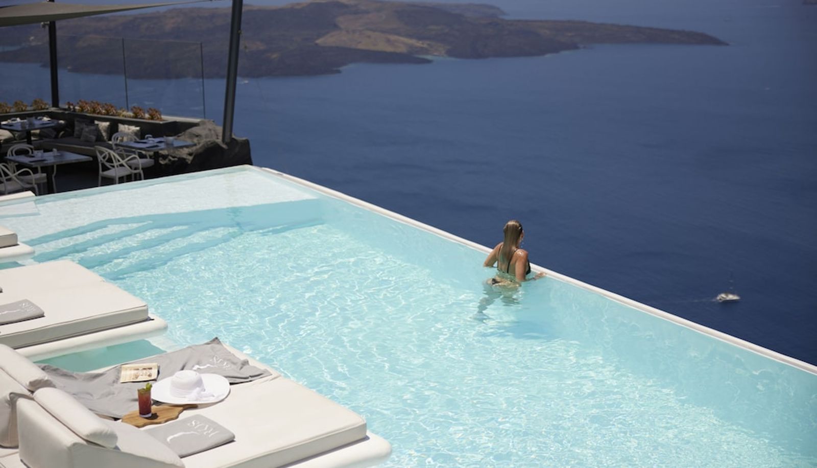 Piscina - Dana Villas & Infinity Suites