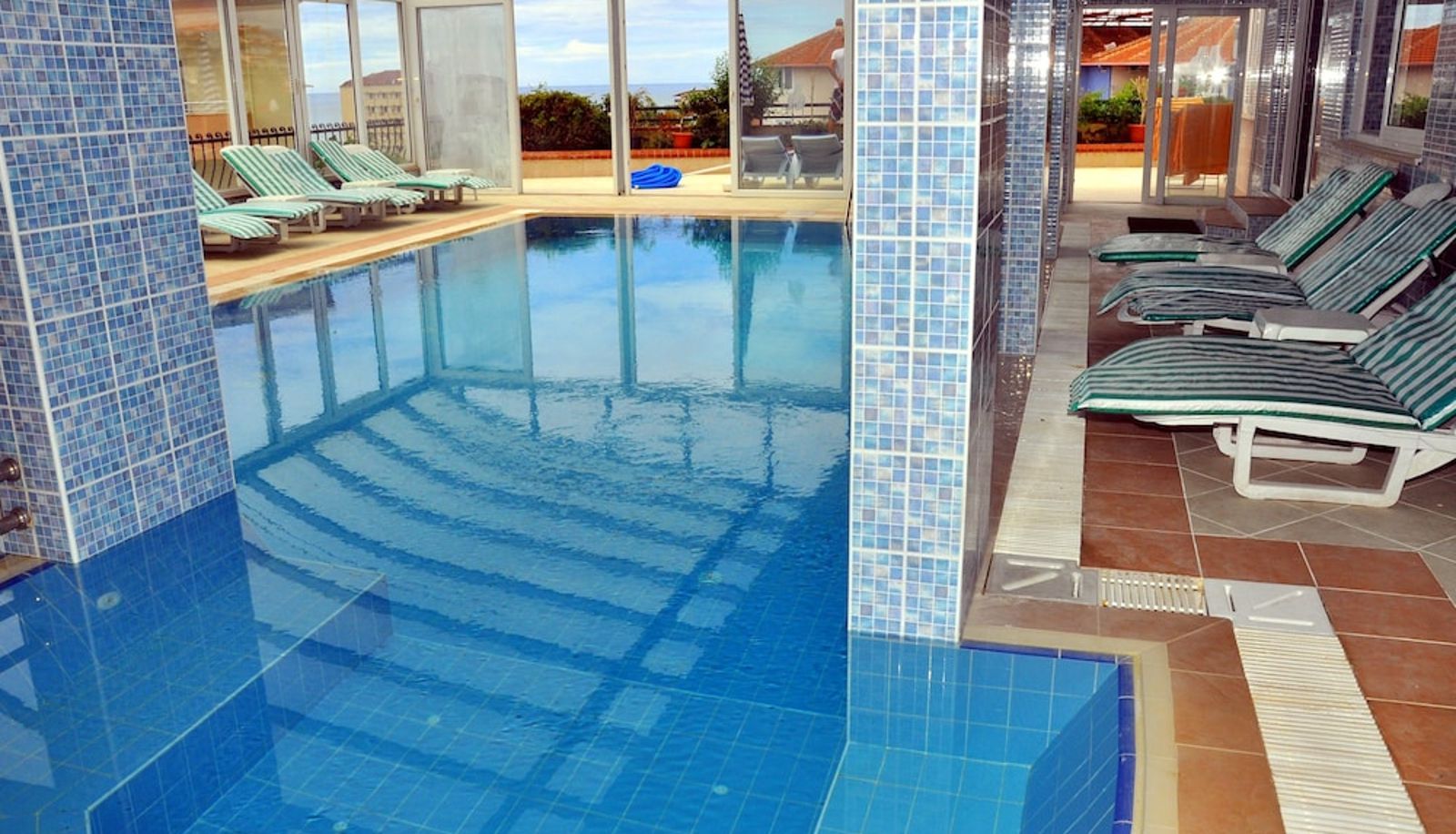 Pool - Blue Night Hotel