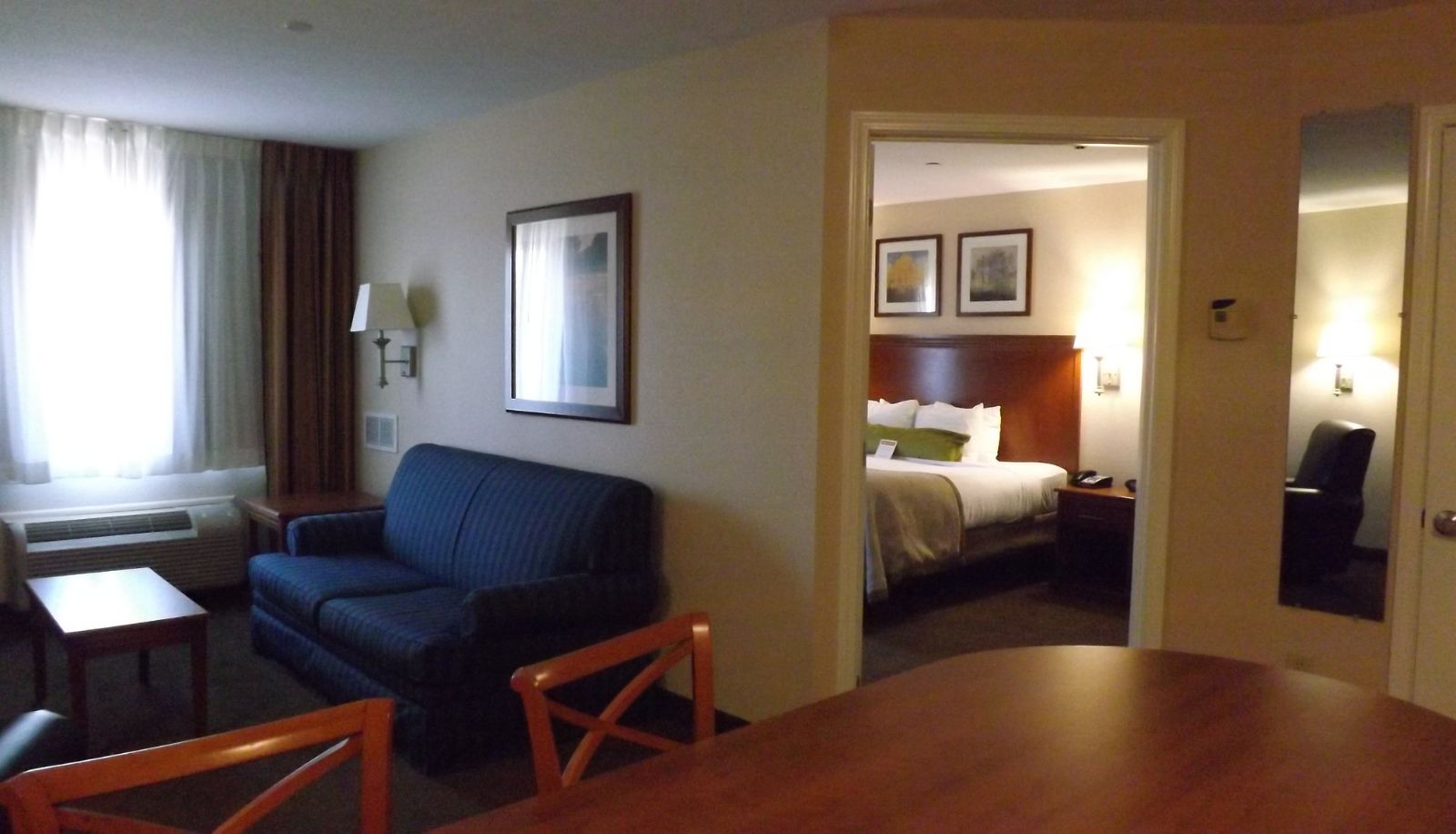 Zimmer - Candlewood Suites FREDERICKSBURG by IHG
