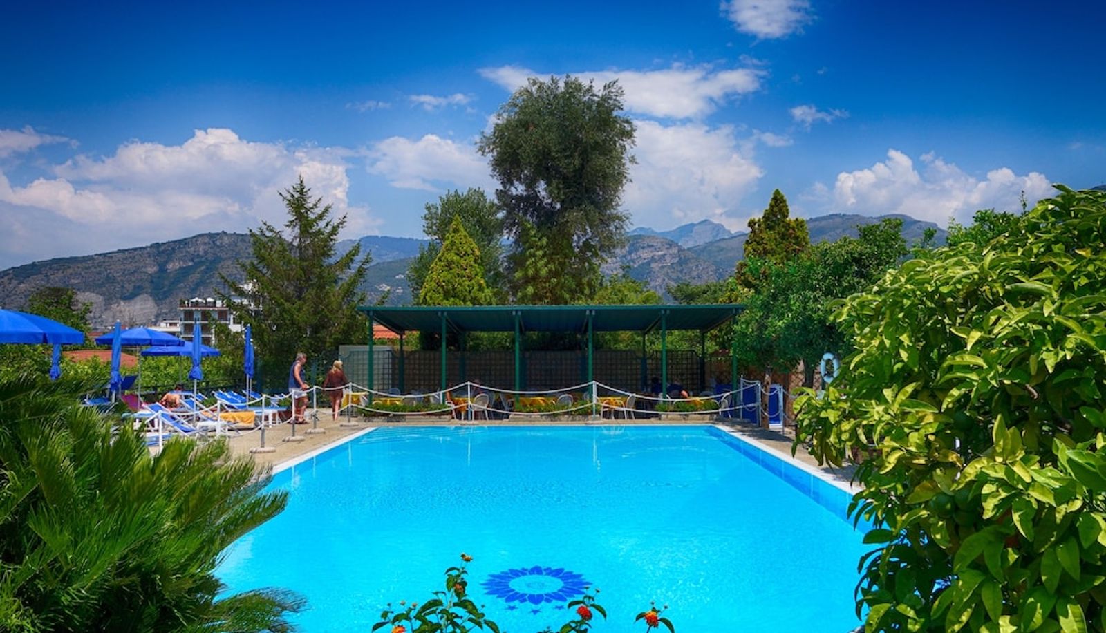 Piscina - Hotel Girasole