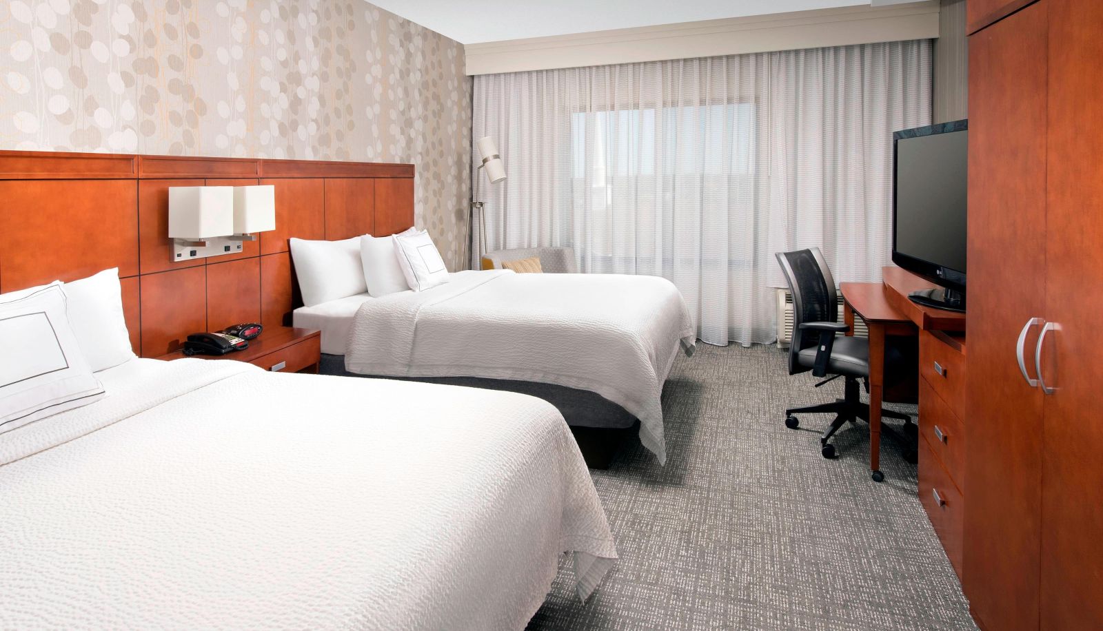 Room - Courtyard by Marriott Tyler