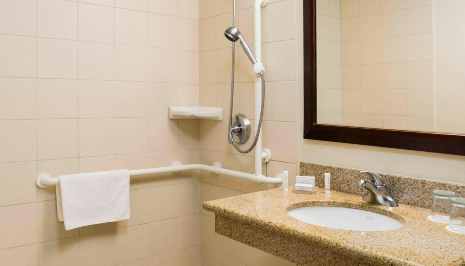 Room - SpringHill Suites by Marriott Omaha East-Council Bluffs IA