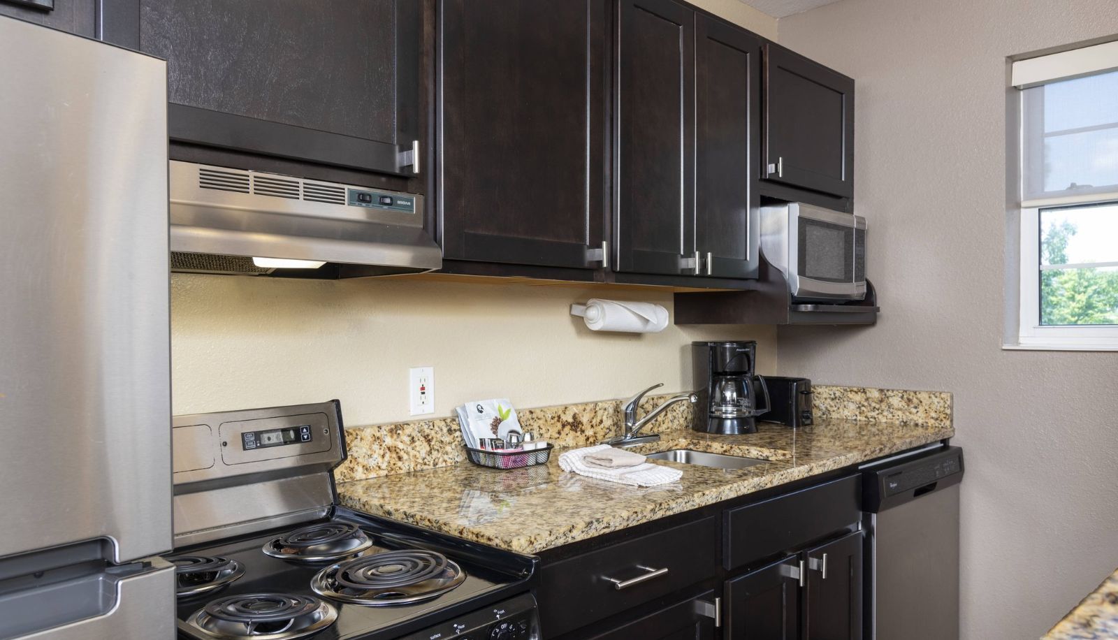 Camera - TownePlace Suites by Marriott East Lansing
