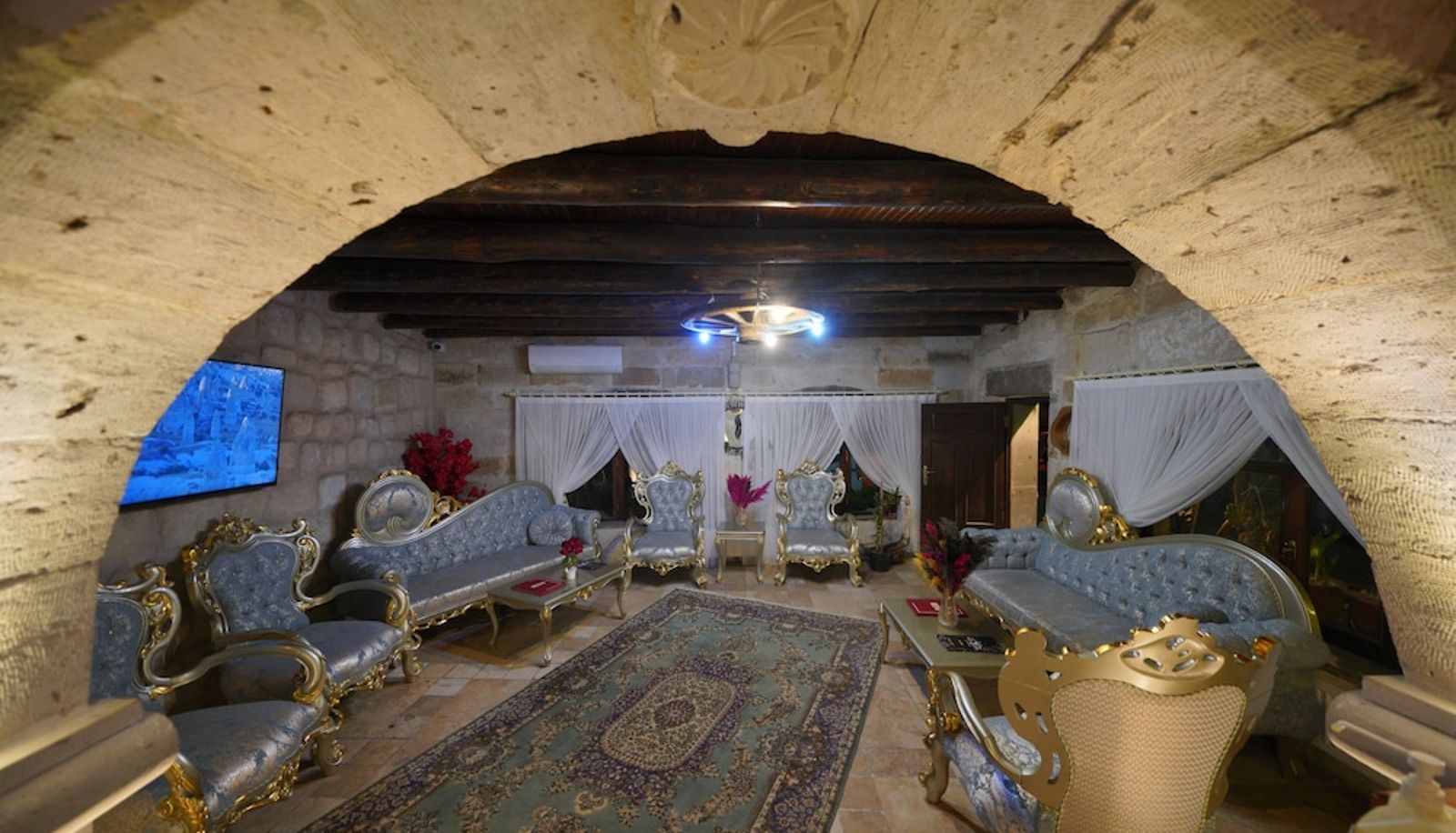 Recepcja - Holiday Cave Hotel