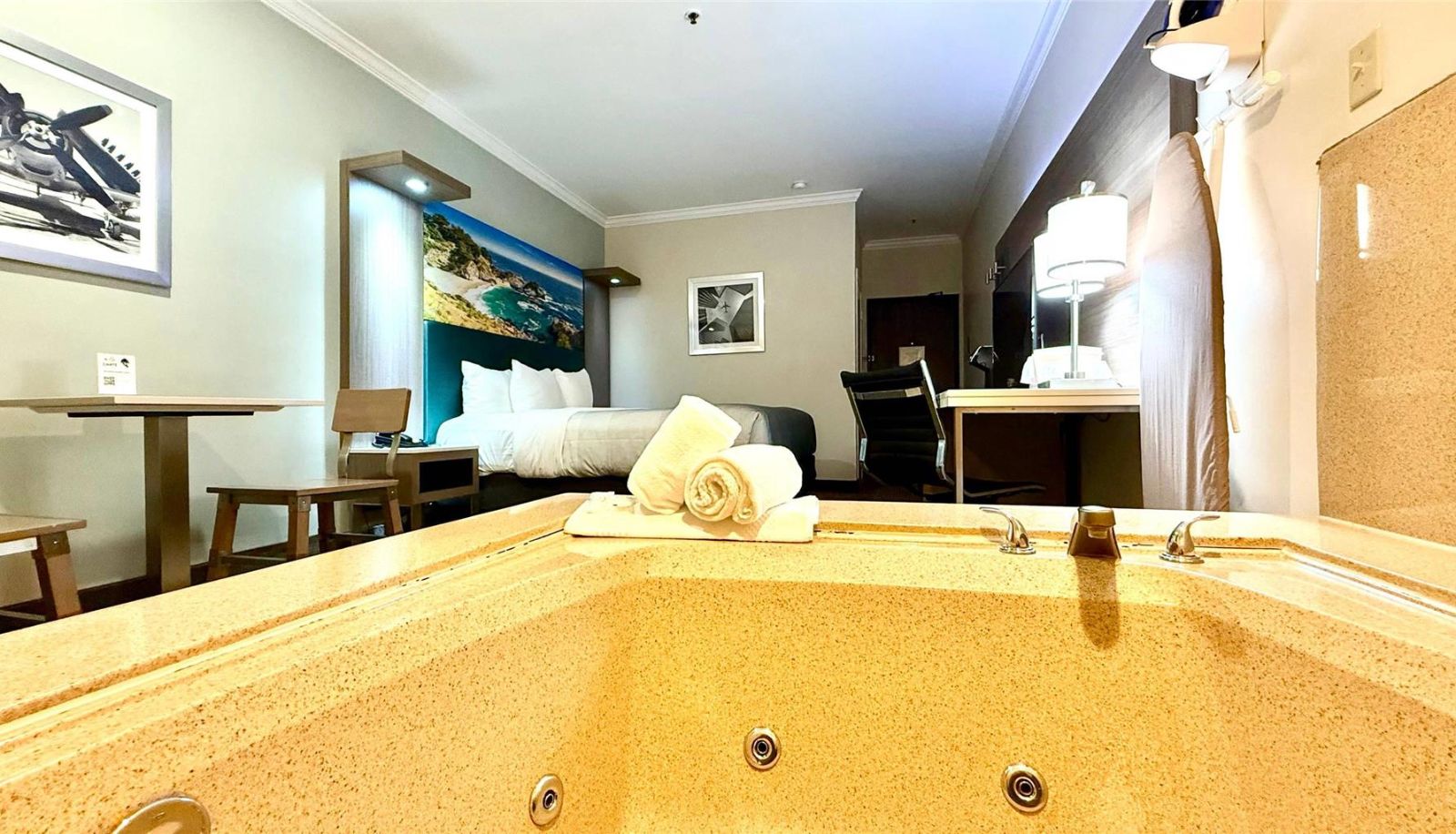 Zimmer - Quality Inn & Suites Los Angeles Airport - Stadium District