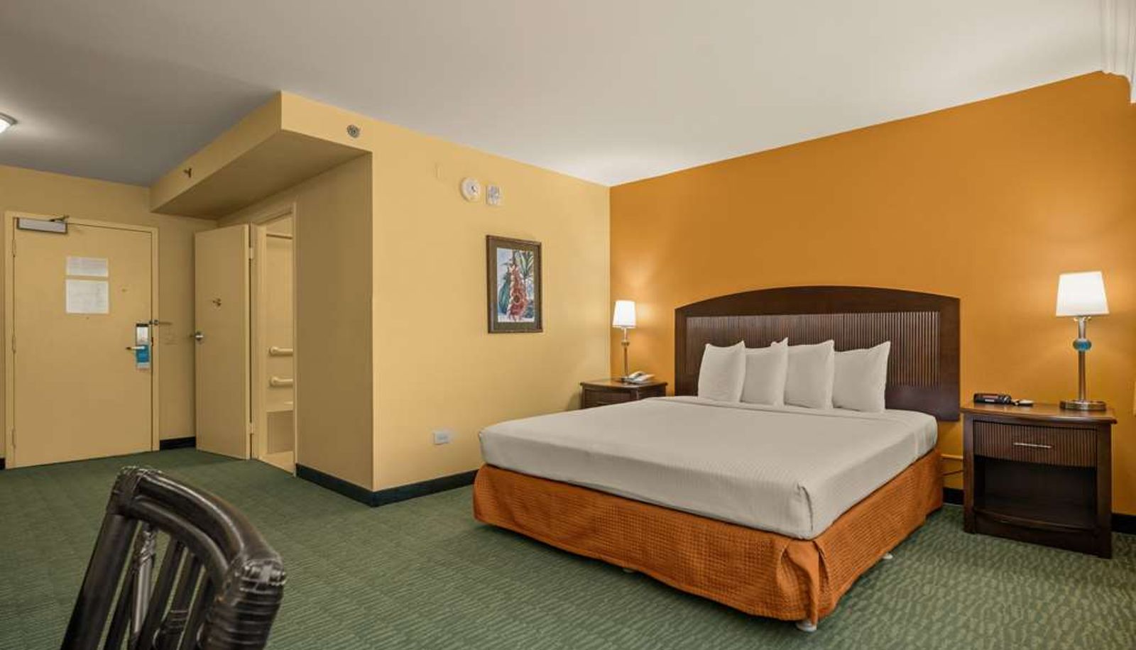 Room - Trademark Collection by Wyndham Airport Honolulu Hotel