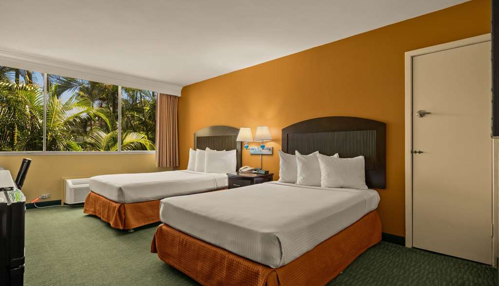 Room - Trademark Collection by Wyndham Airport Honolulu Hotel